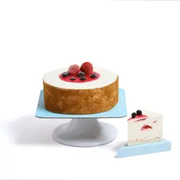 Strawberry Cheesecake Cake