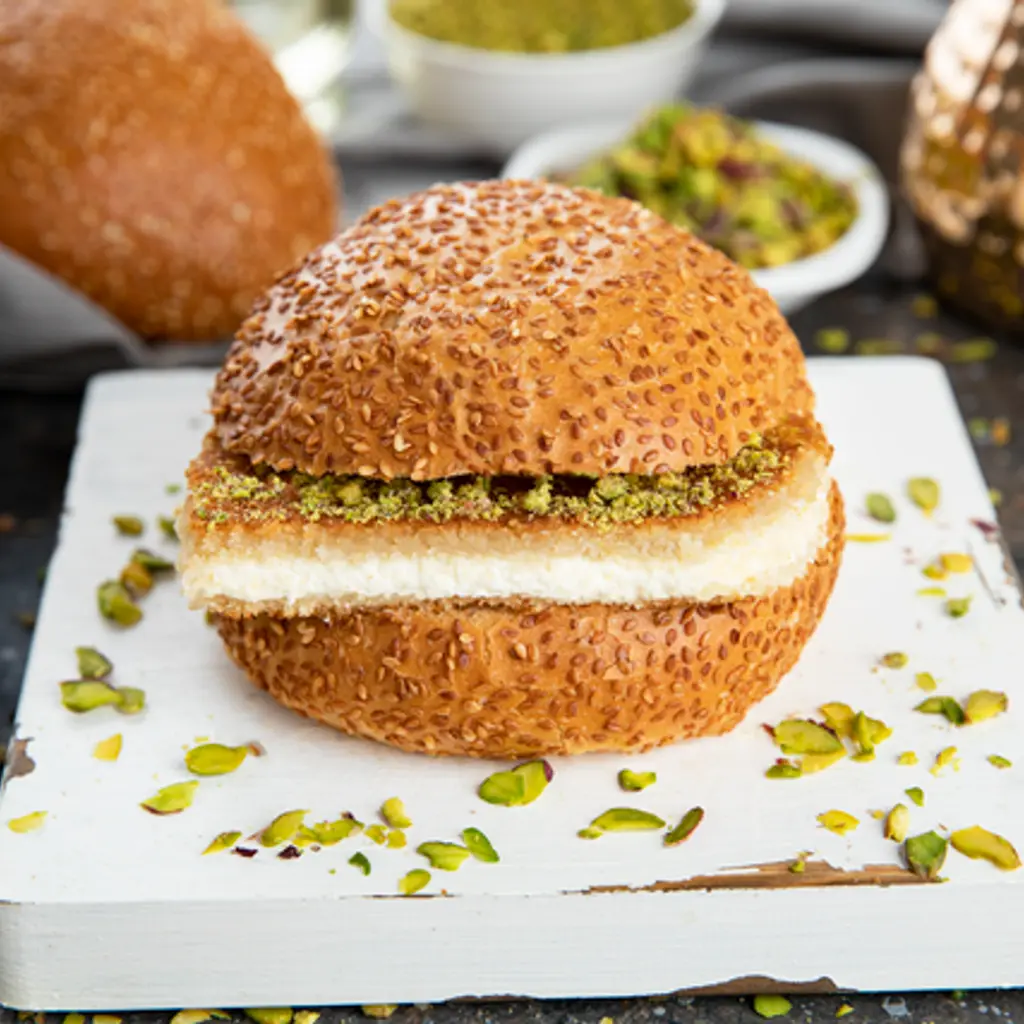 Soft Creamy Konafa Cake