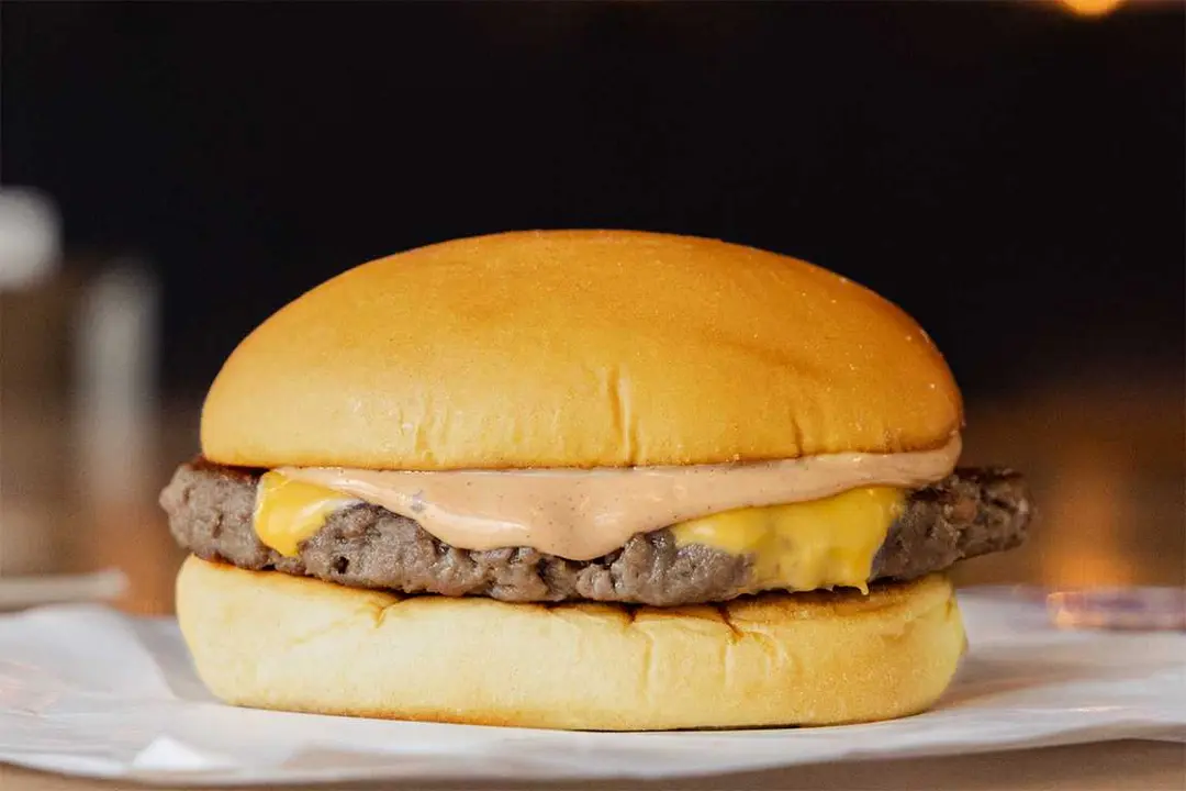 BESPOKE PLANT BASED CHEESE BURGER
