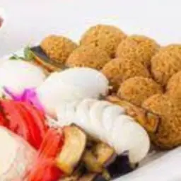 Falafel Plate - Medium