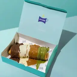 Mix Sauces Crepe Roll