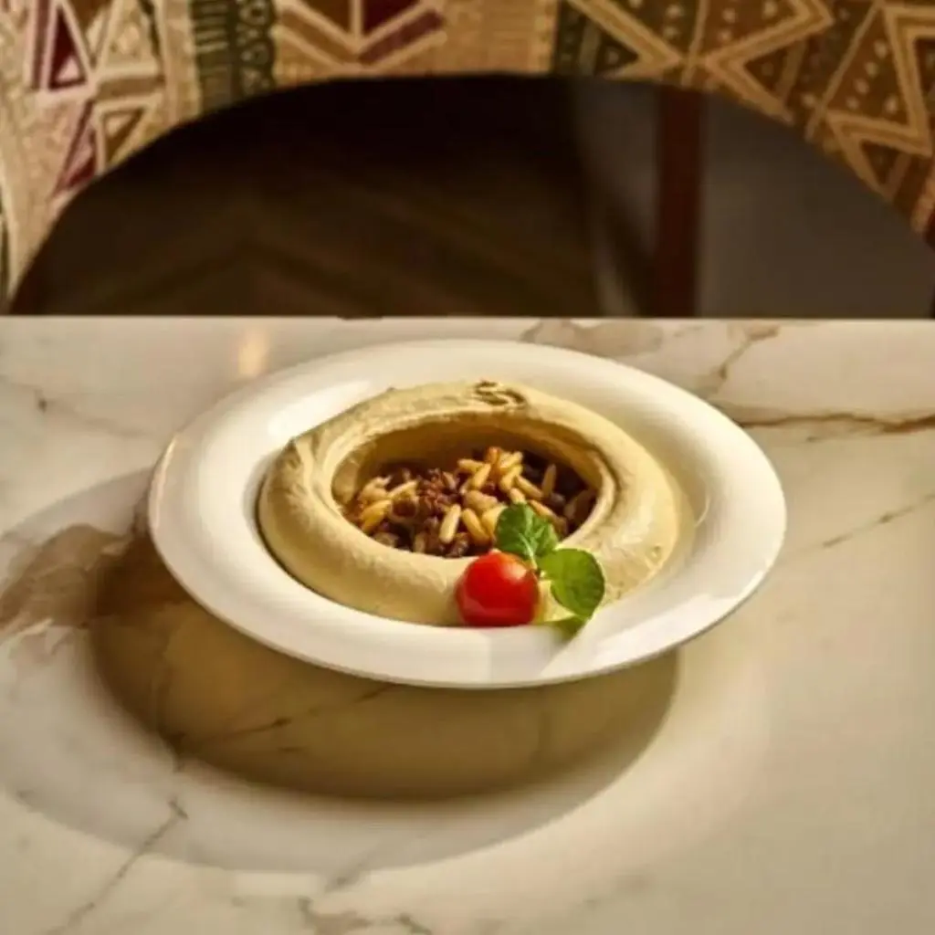 Hummus with Chicken Shawarma