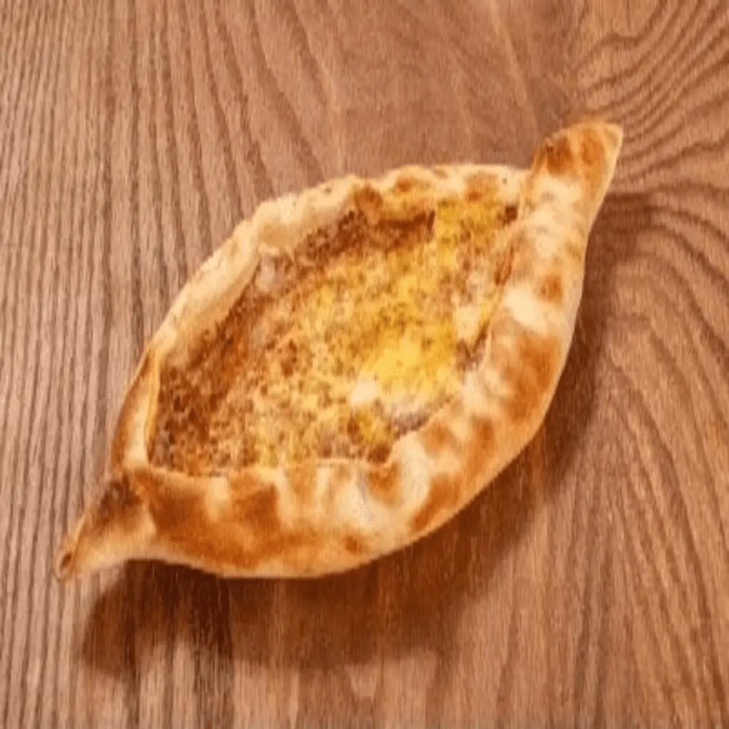 فطيره جبنه+بيض تركي - كبيرة