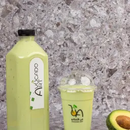 عصير أفوكادو مانجو
