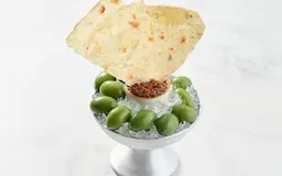 زيتون أخضر رائع