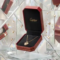 Cartier's golden leopard necklace