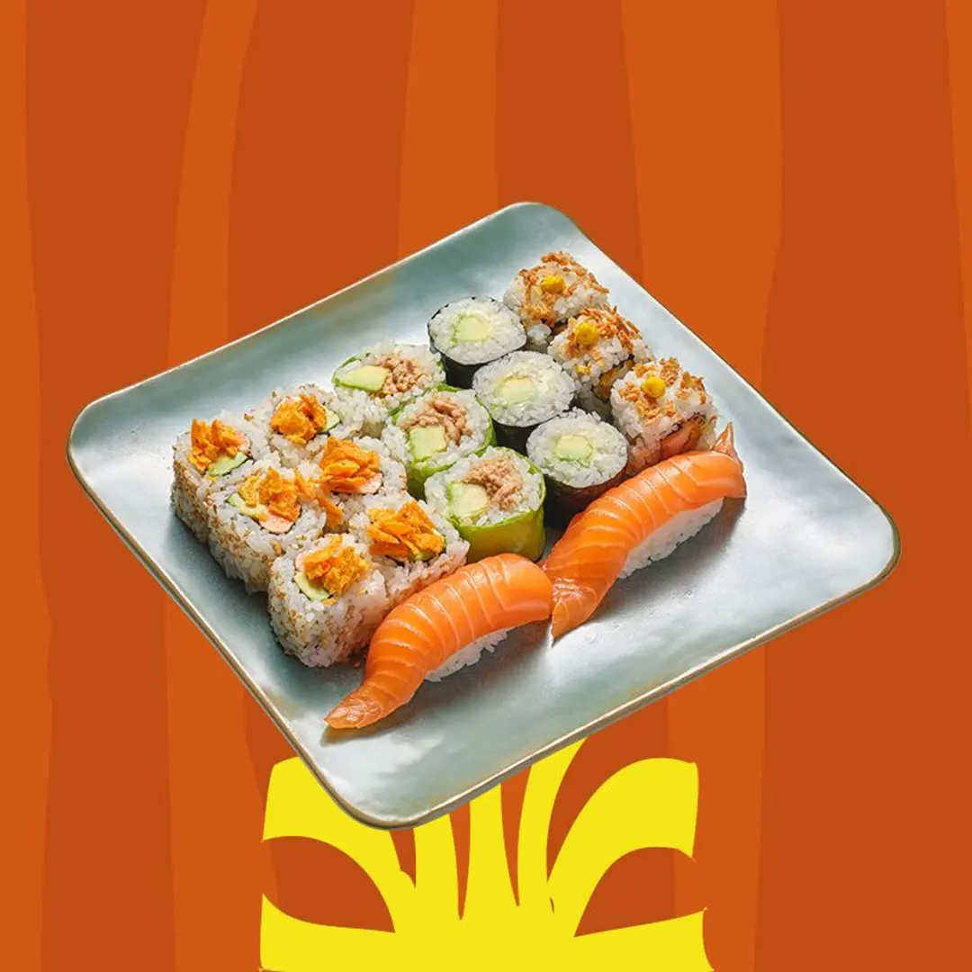 Sushi Box of The Moment (17 pieces)