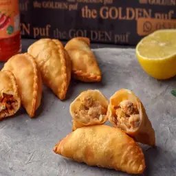 Chicken Puff Samosa