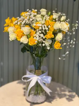 فازه مع ورد طبيعي 3