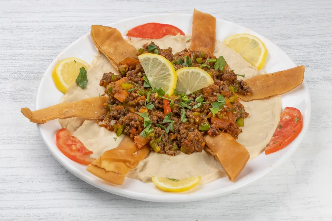 Hummus with Minced Meat