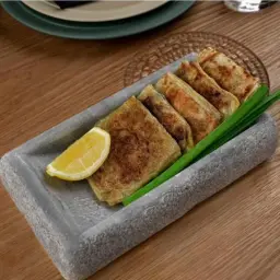 مطبق بالخضار