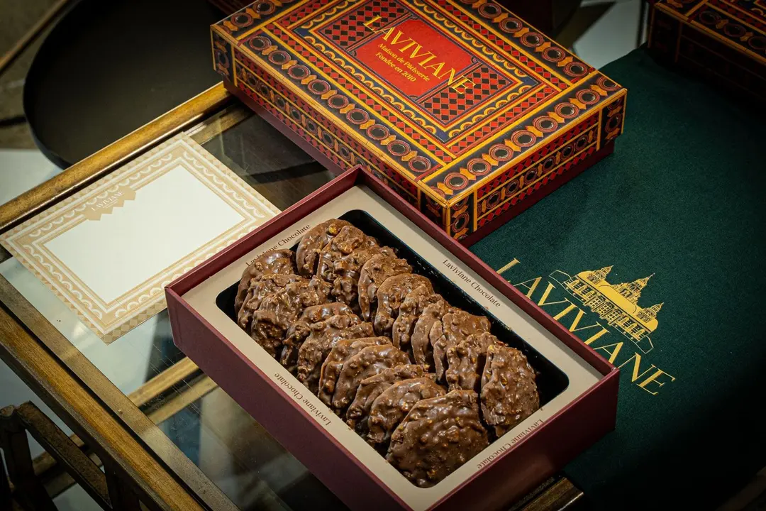 Laviviane Luxury Chocolate Box - Crunchy Bugles