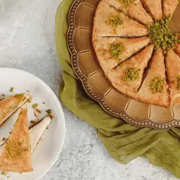 قالب بقلاوة السلطان بالايس كريم