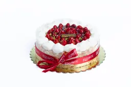 Classic Strawberry Cake