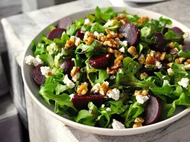 Beet And Arugula Salad