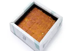 Half a kilo of cream basbousa