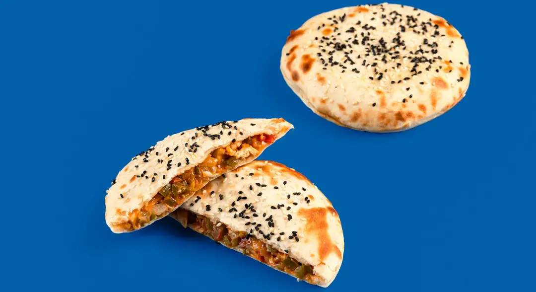 عيش مدور مقلقل دجاج