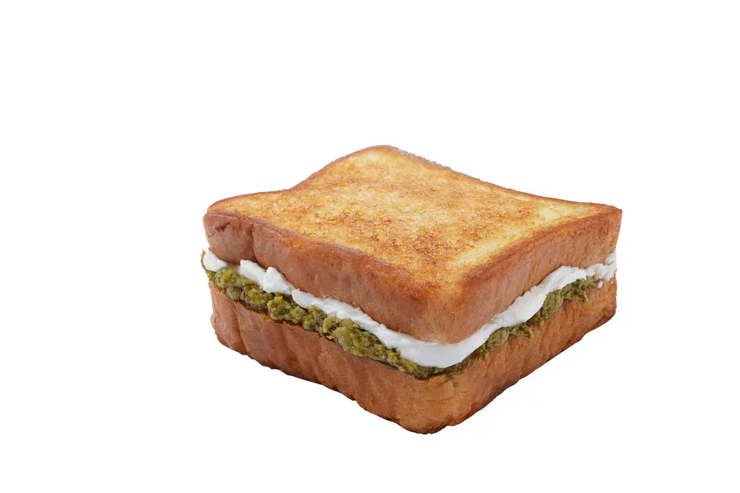 توست لبنة بالزعتر