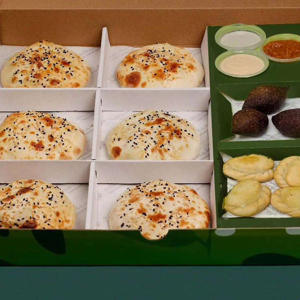 Circle Break Box 6 PIE