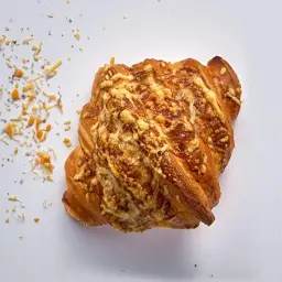كرواسون بجبن البارميزان