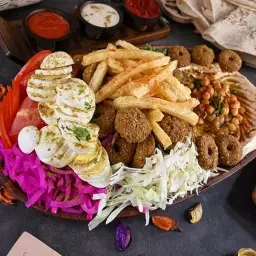 صحن فلافل مشكل