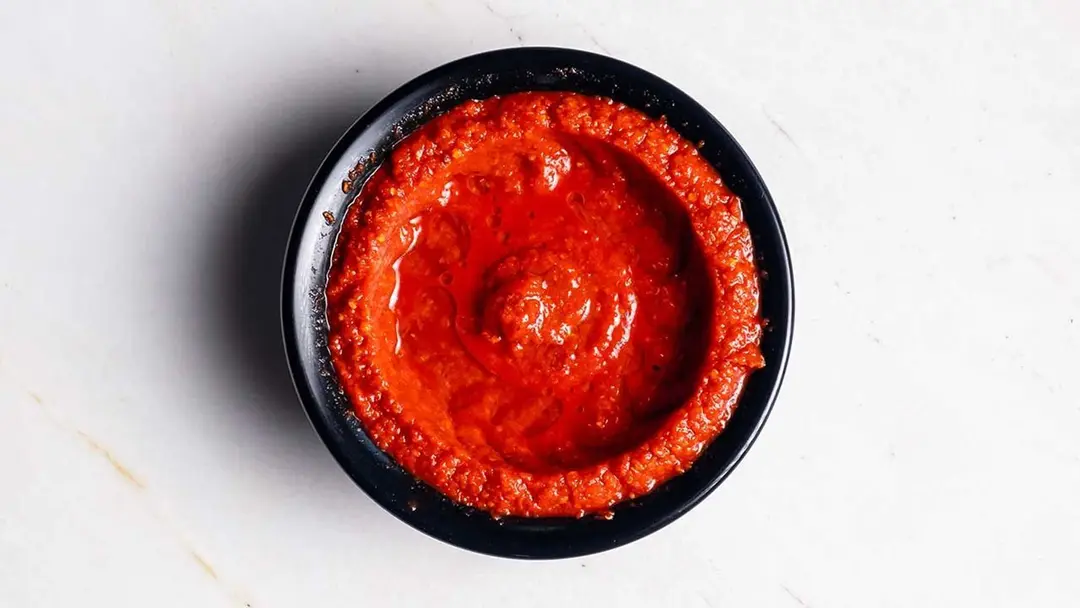 Shami hot sauce plate