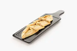 فطيرة جبنة حلوم