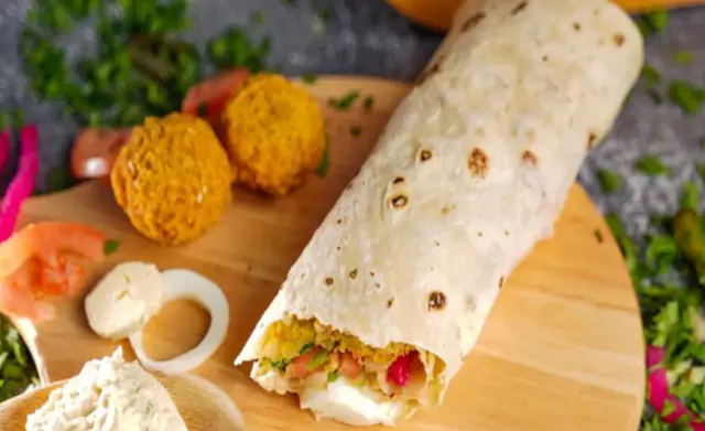 Falafel Anwar Arafah 