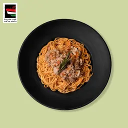 سباغتي بالتونه - وسط