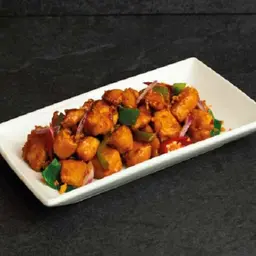 Chicken In Garlic and Chili Sausce