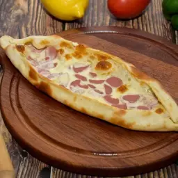 فطيرة نقانق