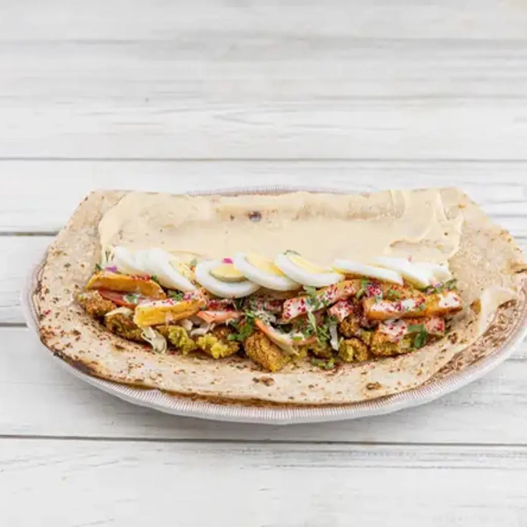 Mix Falafel with Hummus and Eggs