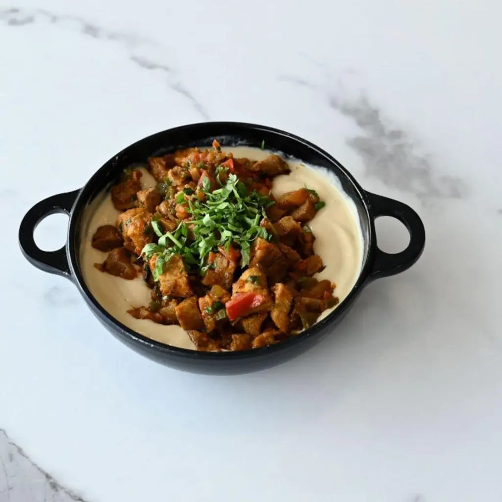 Meat Muqalqal With Hummus