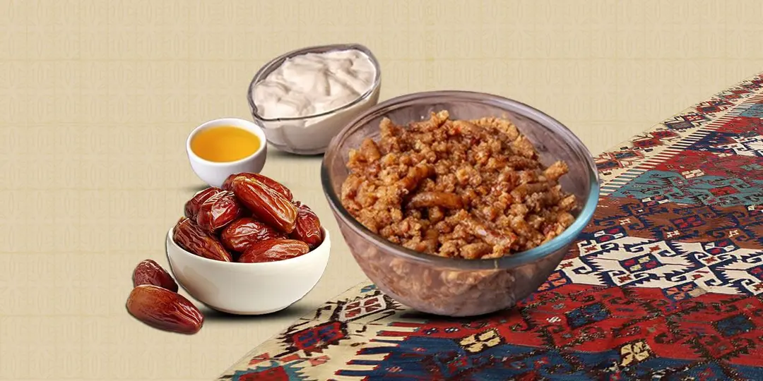 فتة تمر بالقشطة والسمن