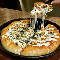 Kabab Crust Pizza