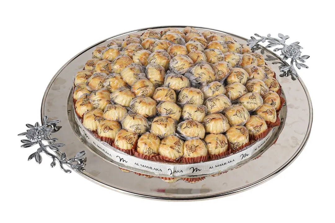 Round Date Maamoul Tray-M150