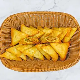 سمبوسة تونة