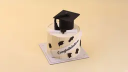كيك تخرج قطر ١٨