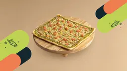 بيتزا حلومي بيستو