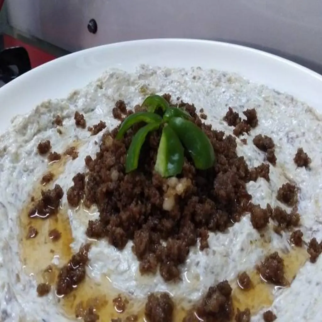 متبل باللحم