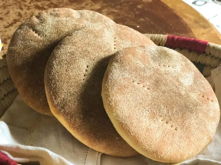 خبز بر مغربي صغير
