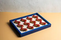 Box Rose biscuit