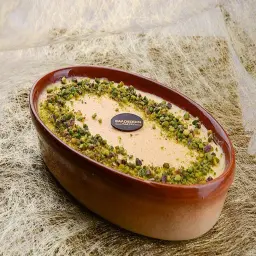 Large umm ali pottery