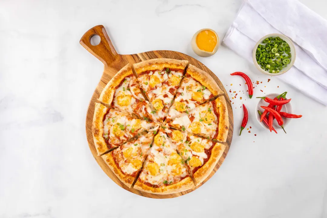 Dynamite Shrimp Pizza Medium