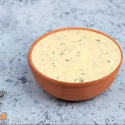 سلطة طحينة بالخيار