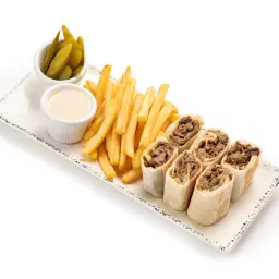 شاورما عربي لحم
