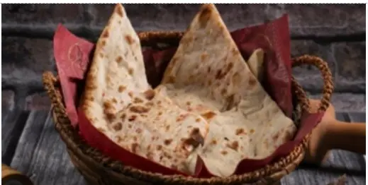نان بالجبنة