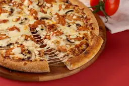 BBQ Chicken Pizza Large