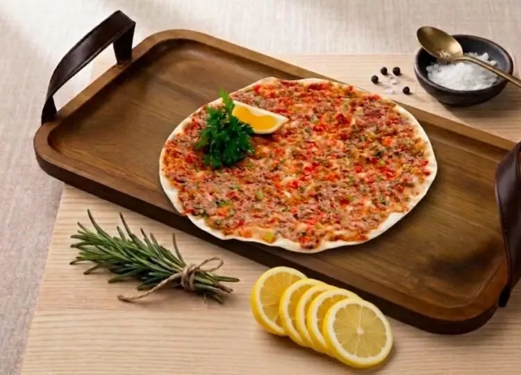 Lebanese Meat On Dough Pie