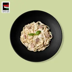 فتوتشيني بالنقانق - وسط